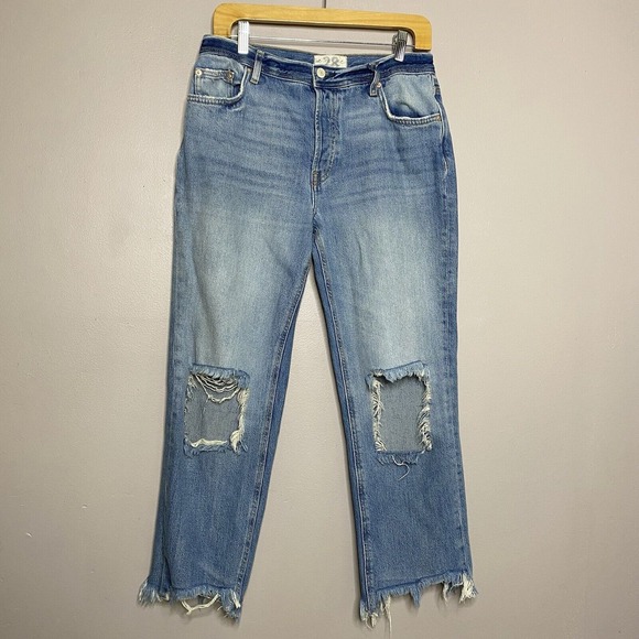Free People We the Free Straight Leg Cropped Distressed Jeans Button Fly Size 28 - Picture 2 of 16